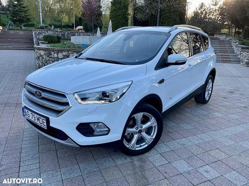 Second-hand Ford Kuga 179 CP (131 kW) 2018 Culoarealb SUV