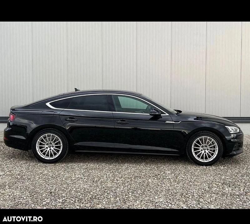 Culoarenegru Utilizat 2018 Audi A5 Sportback Comfort Coupe | 23.500 EUR (Puțin scump) - Imagine 1/4