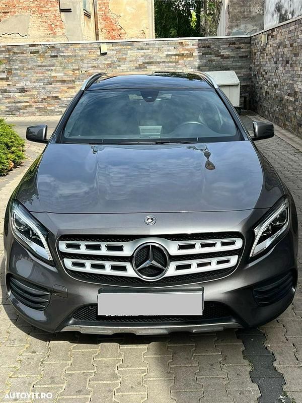 Culoaregri Utilizat 2018 Mercedes GLA250 AMG line SUV | 25.900 EUR (Preț OK) - Imagine 1/4