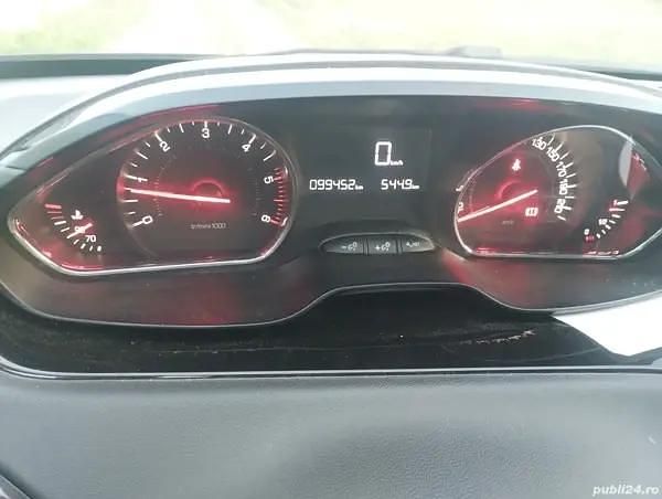 Second-hand Peugeot 208 68 CP (50 kW) 2014 Hatchback