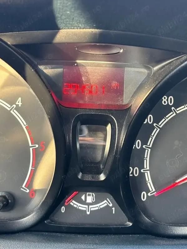 Second-hand Ford Fiesta 95 CP (69 kW) 2012 Hatchback