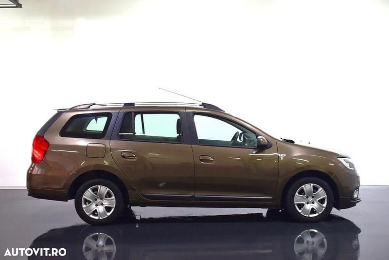 Second-hand Dacia Logan MCV Lauréate 90 CP (66 kW) 2016 Maro Break