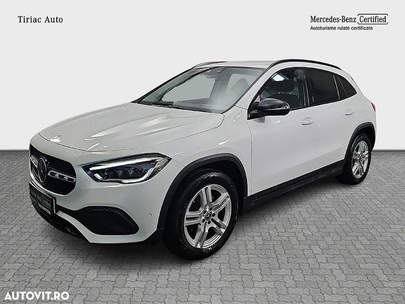 Culoarealb Utilizat 2022 Mercedes GLA200 SUV | 28.900 EUR (Preț bun) - Imagine 1/3
