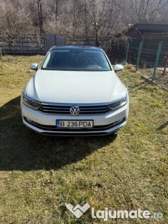 Alb Utilizat 2017 VW Passat Berlinǎ | 20.900 EUR - Imagine 1/4
