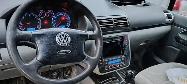 Second-hand VW Sharan 150 CP (110 kW) 2004 Monovolum