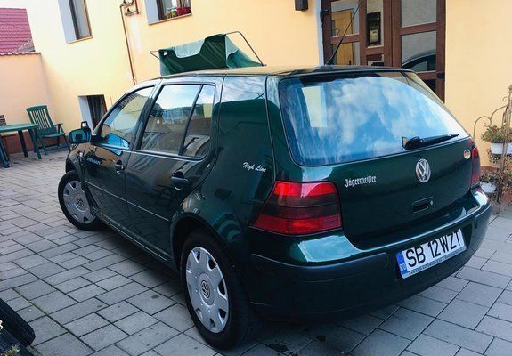 Second-hand VW Golf IV 75 CP (55 kW) 2001 Verde Hatchback