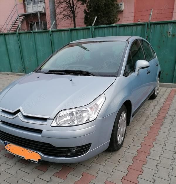 Argintiu Utilizat 2007 Citroën C4 Hatchback | 1.999 EUR (Preț OK) - Imagine 1/4