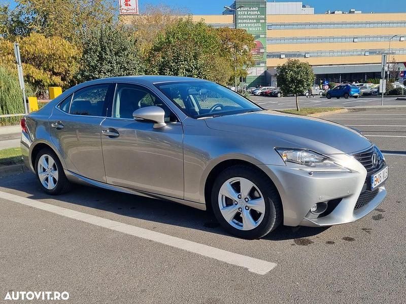 Argint Utilizat 2014 Lexus IS250 Executive Line Berlinǎ | 16.500 EUR - Imagine 1/4