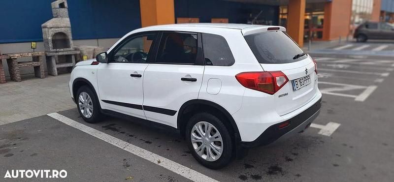 Second-hand Suzuki Vitara Cool 120 CP (88 kW) 2015 Culoarealb SUV
