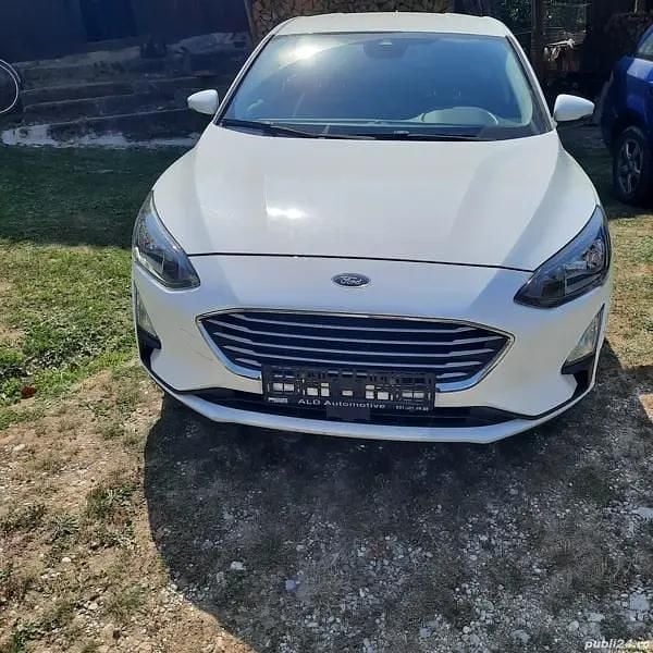 Alb Utilizat 2020 Ford Focus Hatchback | 10.500 EUR (Preț OK) - Imagine 1/4