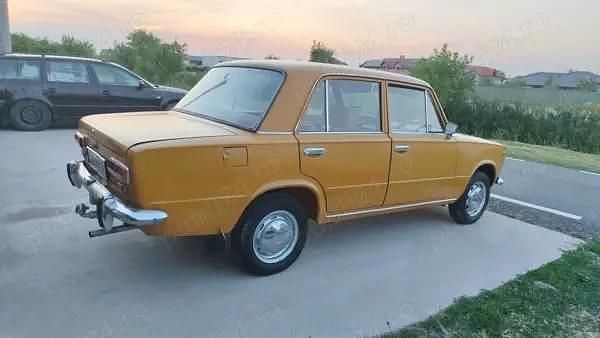 Second-hand Lada 2101 60 CP (44 kW) 1977 Berlinǎ