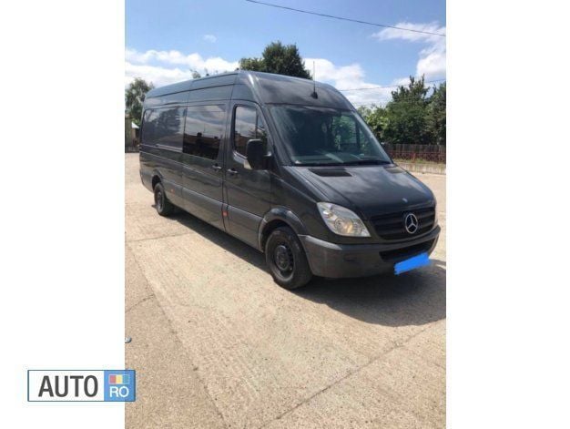 Second-hand Mercedes Sprinter 190 CP (139 kW) 2010 Negru Van