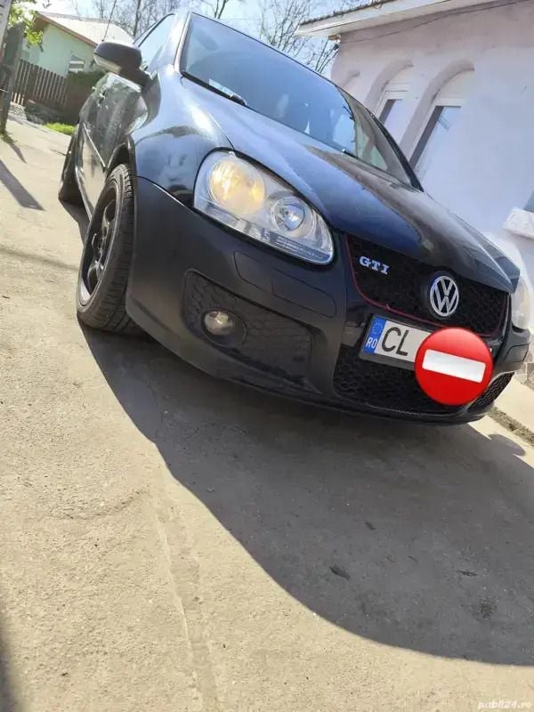 Utilizat 2007 VW Golf V Hatchback | 2.200 EUR (Preț bun) - Imagine 1/4