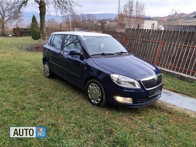 Albastru Second-hand 2011 Skoda Fabia Berlinǎ | 2.700 EUR (Preț OK) - Imagine 1/4