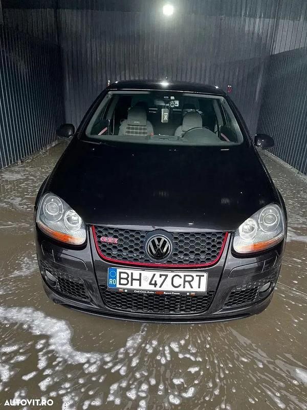 Second-hand VW Golf GTI 200 CP (147 kW) 2009 Culoarenegru Coupe