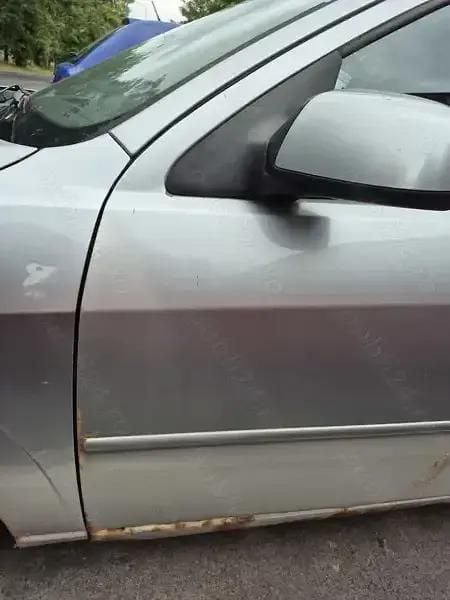Utilizat 2003 Ford Mondeo Hatchback | 600 EUR (Super Preț) - Imagine 1/4