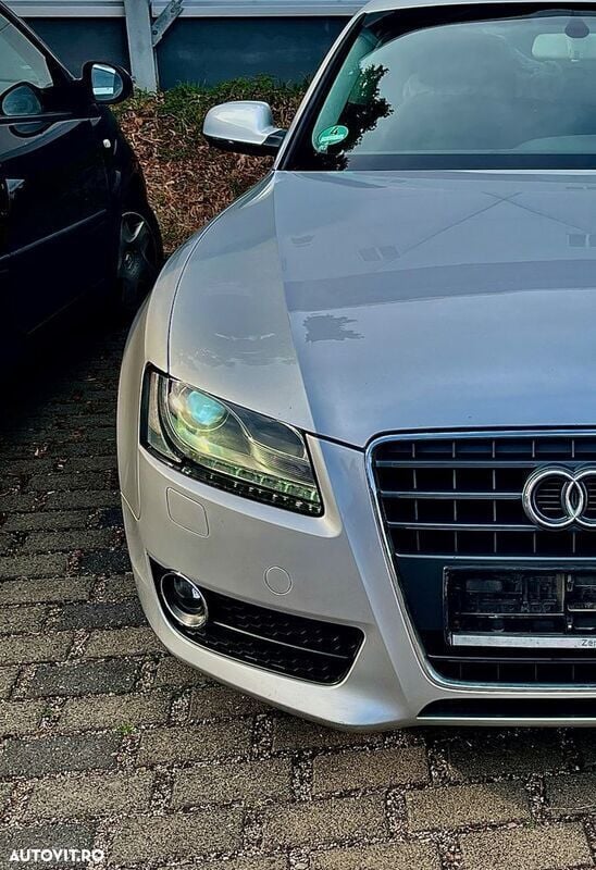 Argint Utilizat 2010 Audi A5 Coupe | 8.000 EUR (Preț bun) - Imagine 1/3
