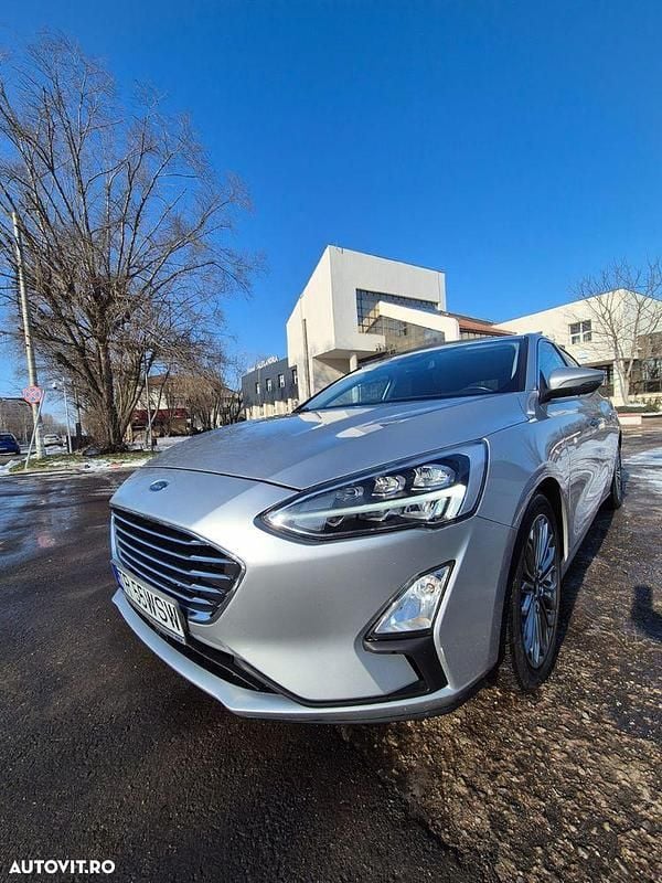 Second-hand Ford Focus Trend 125 CP (91 kW) 2018 Culoareargint Berlinǎ