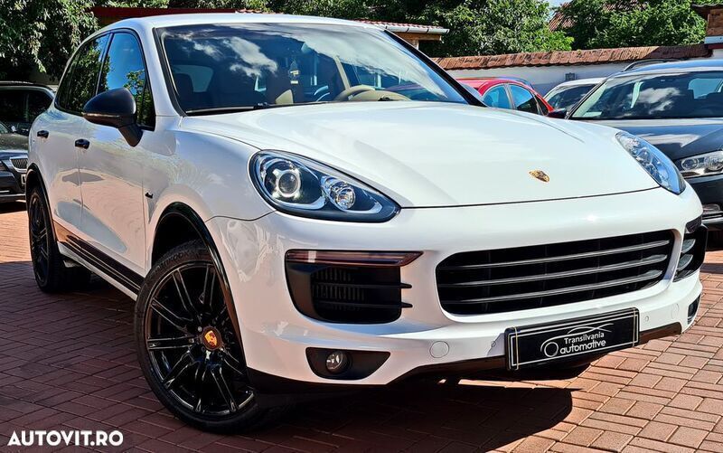 Second-hand Porsche Cayenne 245 CP (180 kW) 2016 Alb SUV
