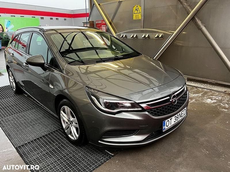 Culoareargint Utilizat 2017 Opel Astra Business Break | 6.800 EUR (Preț OK) - Imagine 1/4