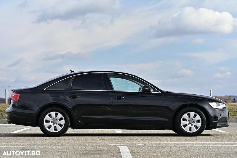 Second-hand Audi A6 Sport 177 CP (130 kW) 2014 Culoarenegru Berlinǎ