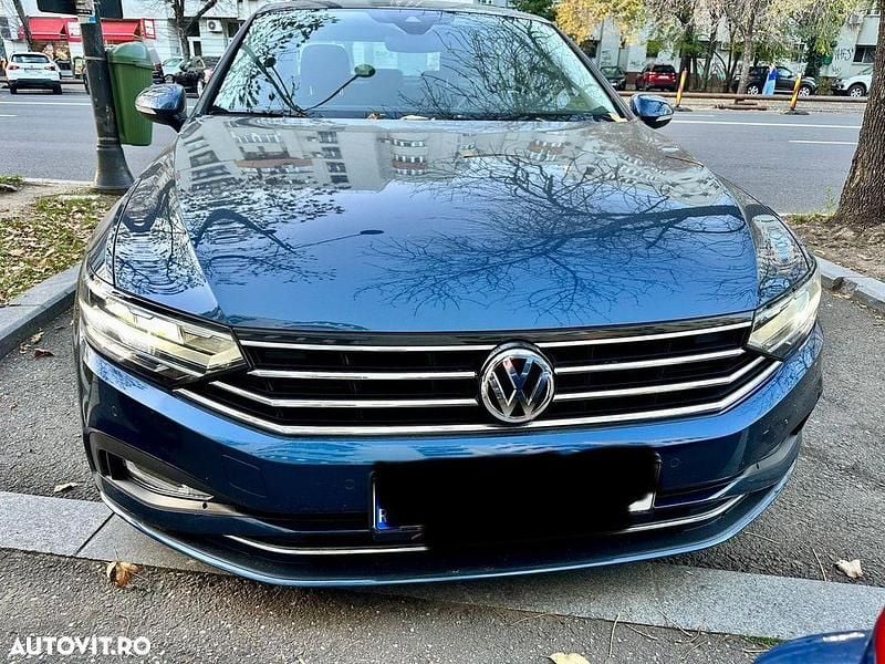 Culoarealbastru Utilizat 2020 VW Passat Comfortline Break | 21.900 EUR (Puțin scump) - Imagine 1/4