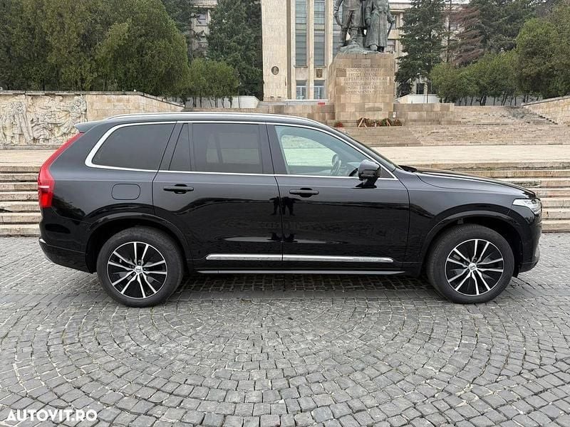 Culoarenegru Utilizat 2021 Volvo XC90 R-Design SUV | 34.900 EUR (Super Preț) - Imagine 1/4