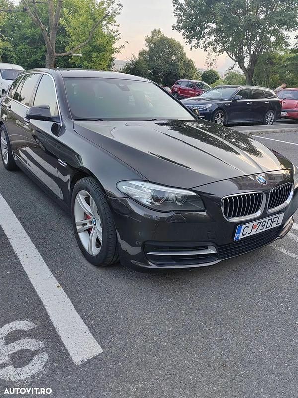 Culoaremaro Utilizat 2014 BMW 525 Comfort Edition Berlinǎ | 11.999 EUR (Preț bun) - Imagine 1/4