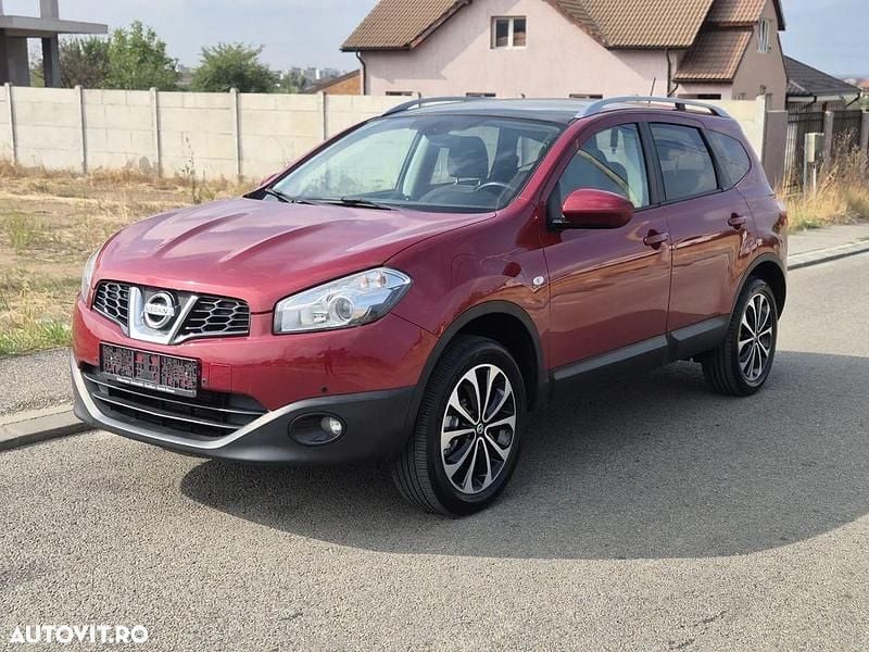 Culoarerosu Utilizat 2012 Nissan Qashqai +2 Tekna SUV | 7.500 EUR (Preț bun) - Imagine 1/4