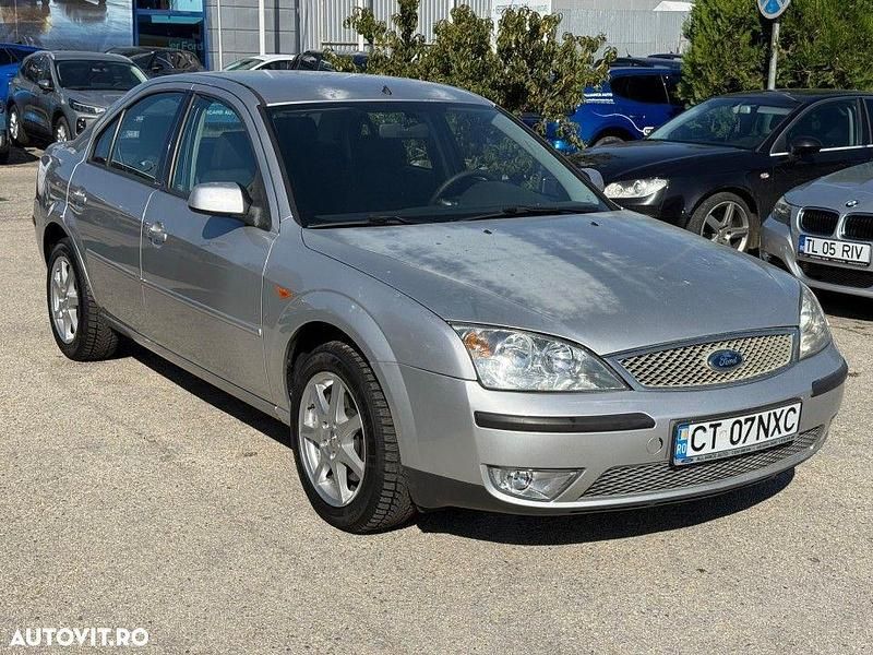 Second-hand Ford Mondeo Trend 125 CP (91 kW) 2005 Culoaregri Berlinǎ