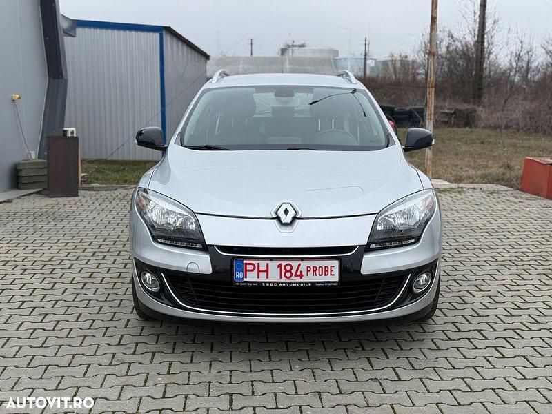 Second-hand Renault Mégane GrandTour Bose Edition 110 CP (80 kW) 2013 Culoareargint Break