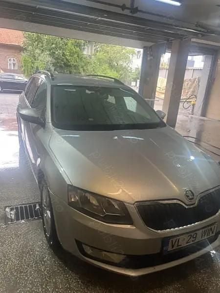 Utilizat 2013 Skoda Octavia Break | 6.300 EUR (Puțin scump) - Imagine 1/4