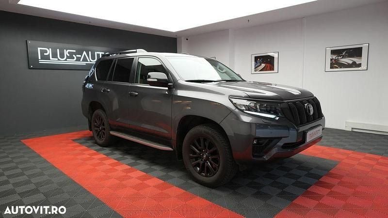 Gri Utilizat 2023 Toyota Land Cruiser SUV | 59.980 EUR (Super Preț) - Imagine 1/4