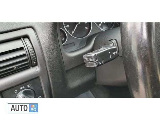 Argintiu Utilizat 2004 Opel Astra Hatchback | 2.500 EUR (Puțin scump) - Imagine 1/4