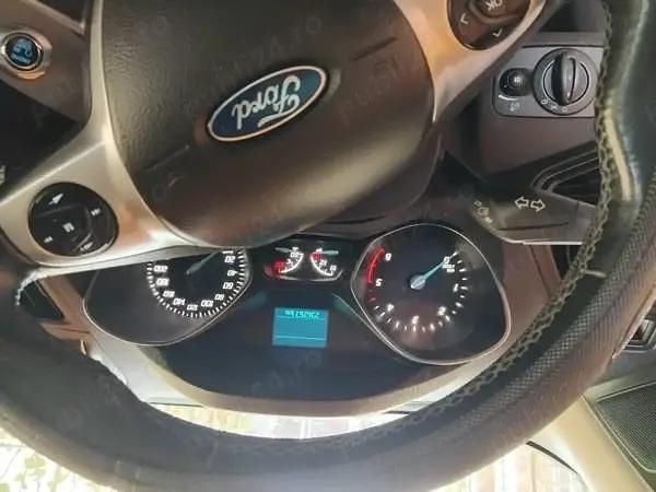 Second-hand Ford Kuga 103 CP (75 kW) 2014 SUV