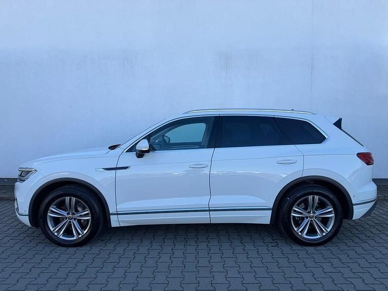 Second-hand VW Touareg Elegance 286 CP (210 kW) 2022 Albnormal SUV
