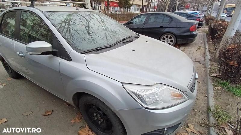 Culoareargint Utilizat 2008 Ford Focus Ambiente | 2.450 EUR (Puțin scump) - Imagine 1/4