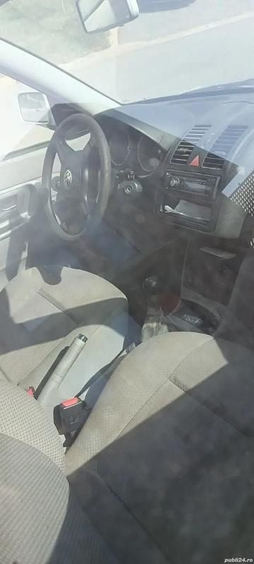 Alb Utilizat 2001 VW Polo Break | 500 EUR - Imagine 1/3