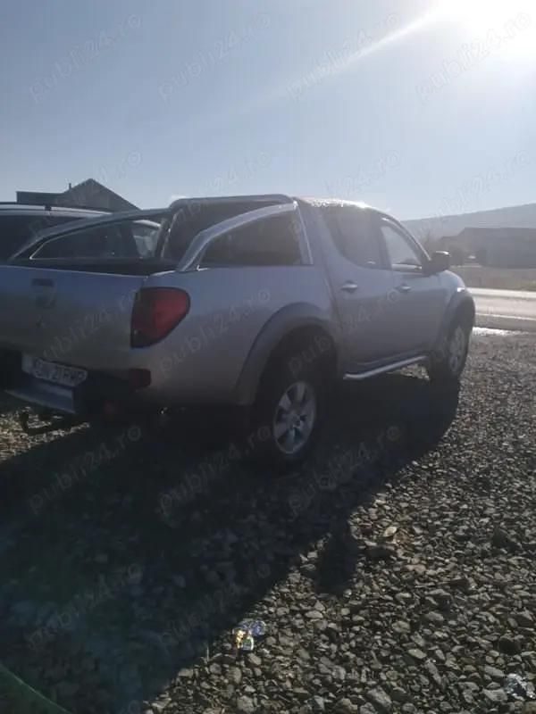 Utilizat 2009 Mitsubishi L200 Pickup | 9.700 EUR (Preț OK) - Imagine 1/4