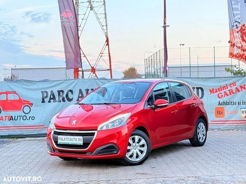 Culoarerosu Utilizat 2019 Peugeot 208 Active Hatchback | 5.990 EUR (Preț bun) - Imagine 1/4