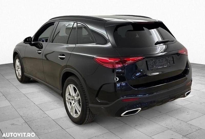 Second-hand Mercedes GLC220 Advanced 197 CP (144 kW) 2024 Culoarenegru SUV