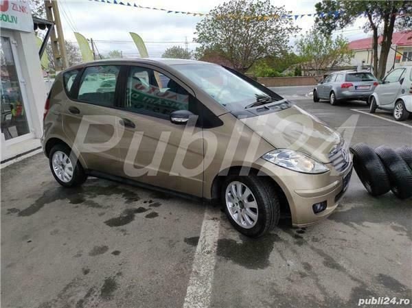 Second-hand Mercedes A180 109 CP (80 kW) 2006 Auriu Berlinǎ