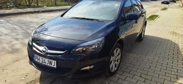 Utilizat 2015 Opel Astra Hatchback | 4.750 EUR (Preț bun) - Imagine 1/4