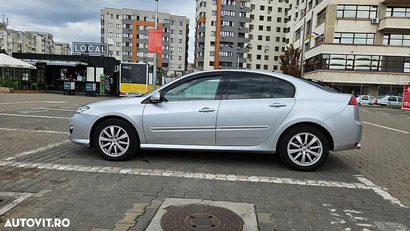 Culoareargint Utilizat 2012 Renault Laguna III Dynamique Berlinǎ | 5.500 EUR (Preț OK) - Imagine 1/4