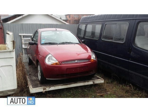 Second-hand Ford Ka 64 CP (47 kW) 2000 Rosu Hatchback