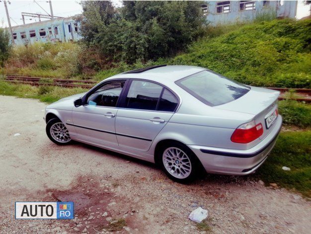 Argintiu Utilizat 2001 BMW 320 Berlinǎ | 2.899 EUR - Imagine 1/4