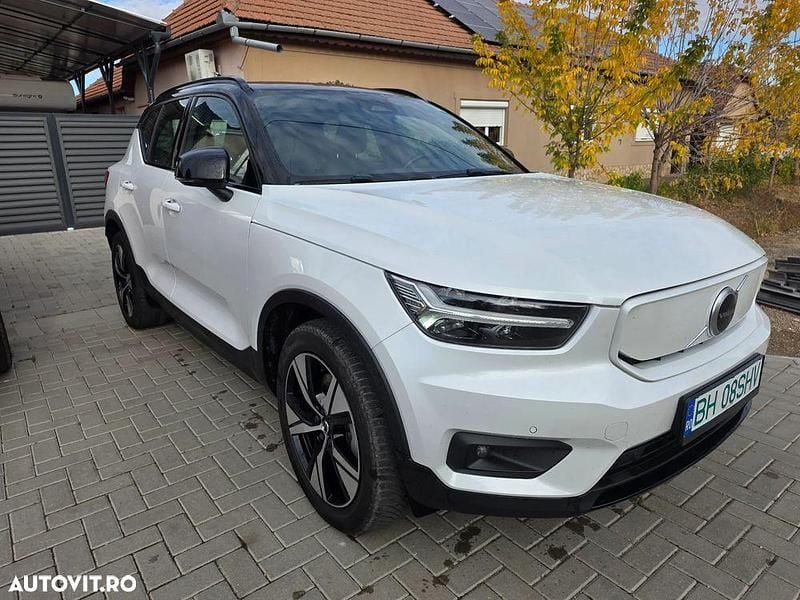 Culoarealb Utilizat 2021 Volvo XC40 Plus SUV | 28.500 EUR - Imagine 1/4