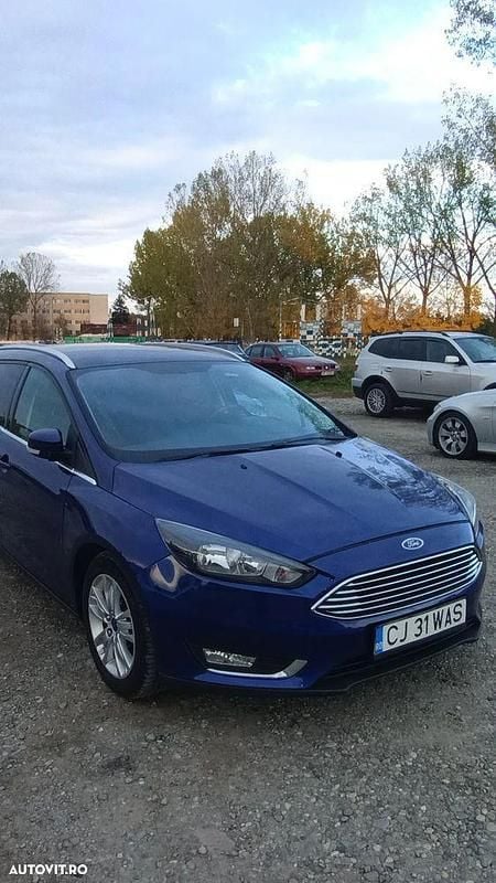 Culoarealbastru Utilizat 2016 Ford Focus Titanium Break | 6.599 EUR (Preț bun) - Imagine 1/4