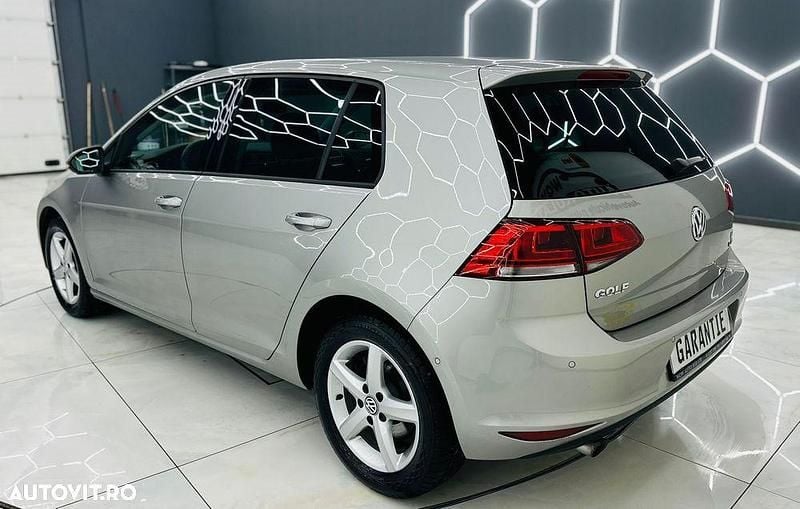 Second-hand VW Golf VII Highline 105 CP (77 kW) 2015 Culoaregri Hatchback