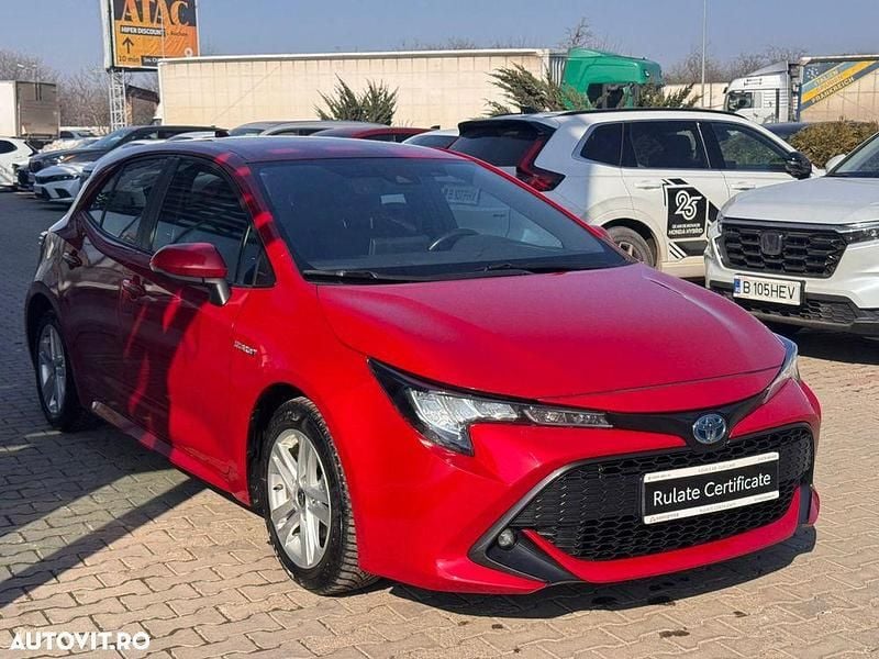 Second-hand Toyota Corolla 122 CP (89 kW) 2021 Culoarerosu Hatchback
